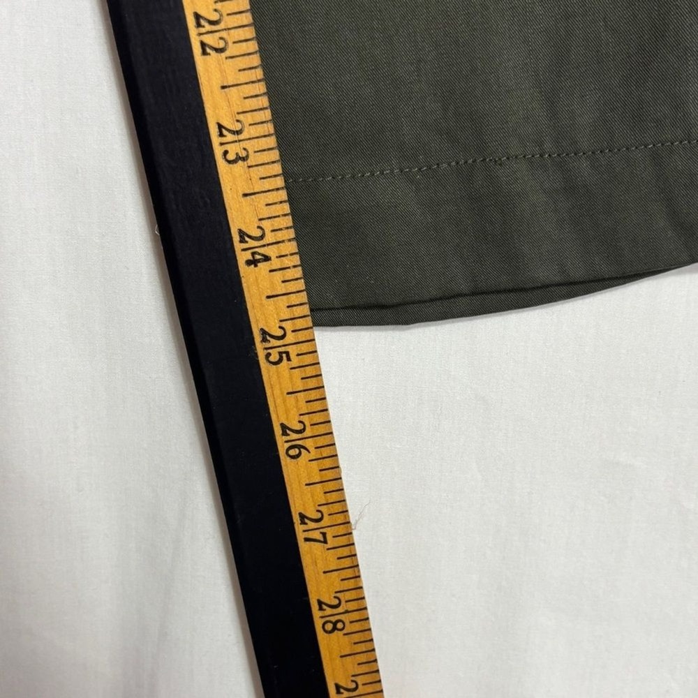 Chico's Ultimate Fit Pleated Skimmer Trousers Womens 2 Green Slimming Cropped - Picture 7 of 9